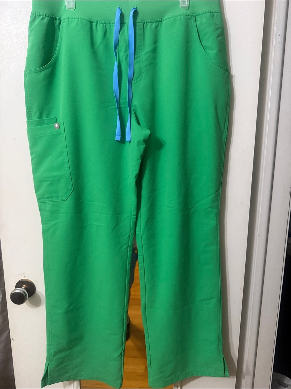 Figs Kade Emerald Scrub Pants with Blue Drawstring